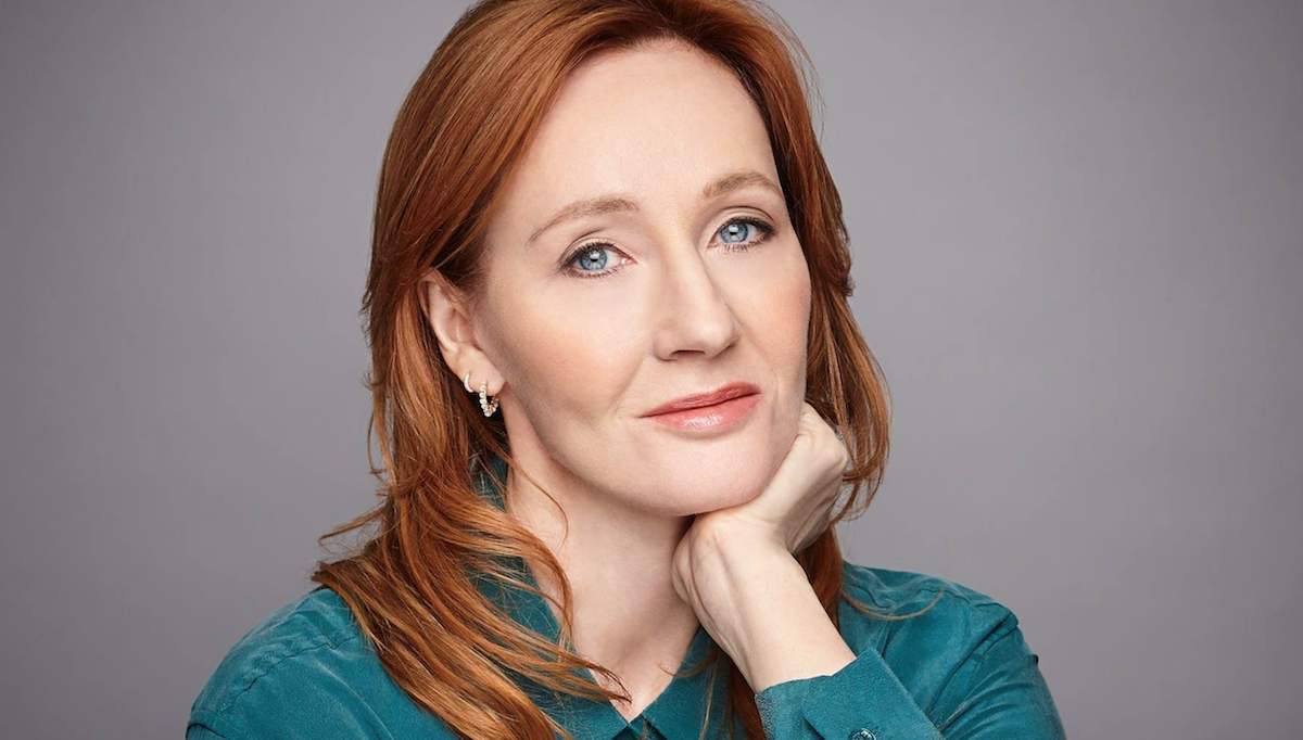 Il nuovo romanzo di J.K. Rowling: data di uscita e sinossi de ‘Il Maialino di Natale’